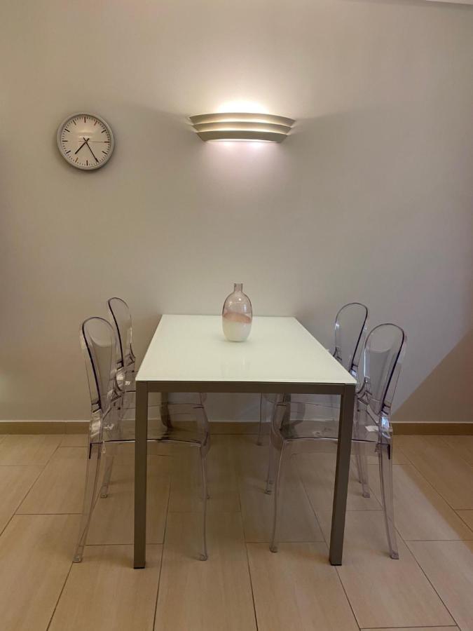 ديبريتْسين Parizsi Udvar I. Apartment المظهر الخارجي الصورة
