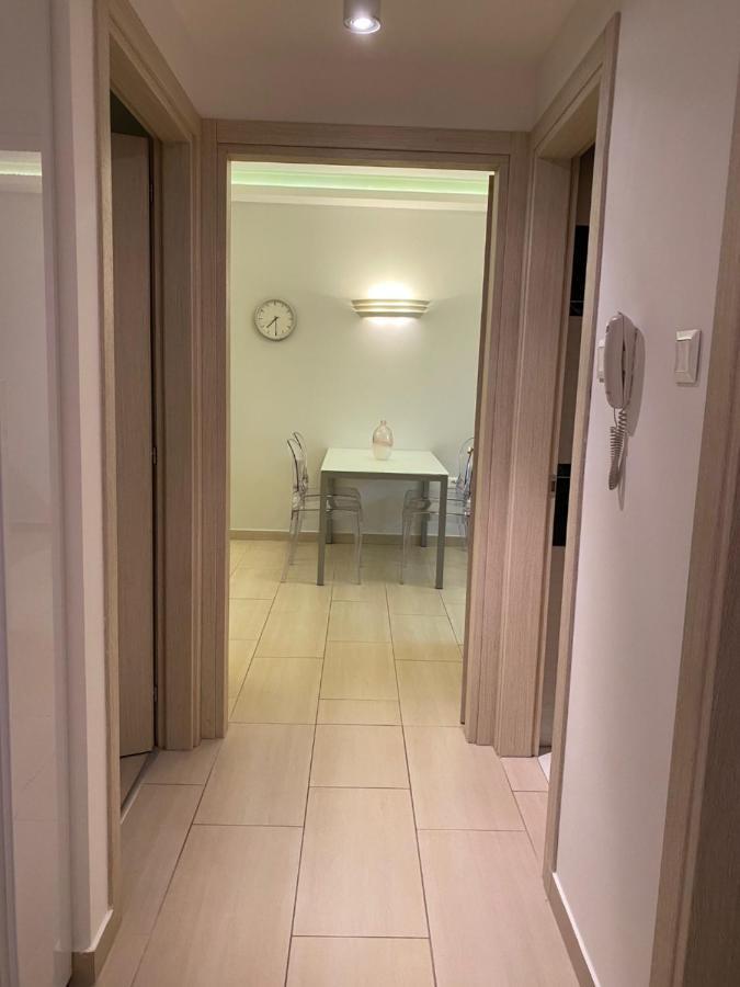 ديبريتْسين Parizsi Udvar I. Apartment المظهر الخارجي الصورة