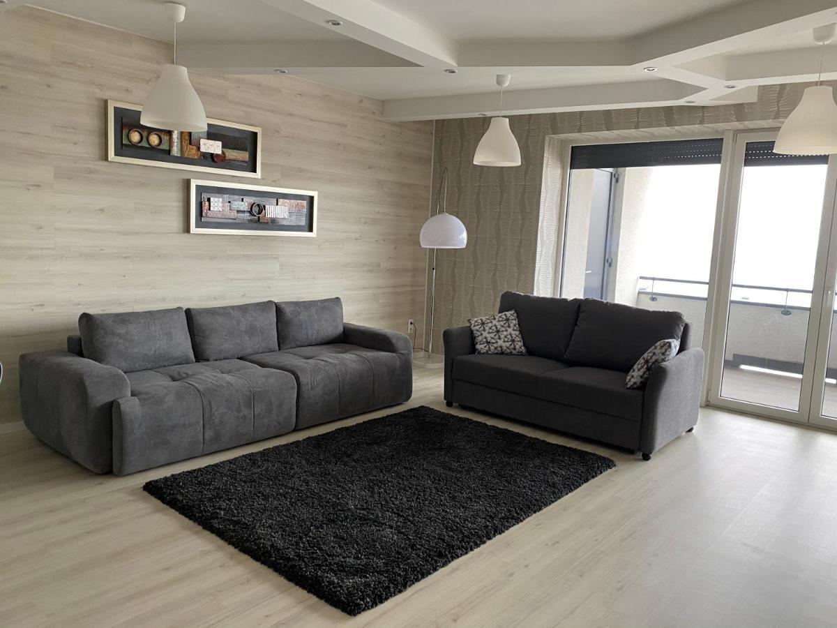 ديبريتْسين Parizsi Udvar I. Apartment المظهر الخارجي الصورة