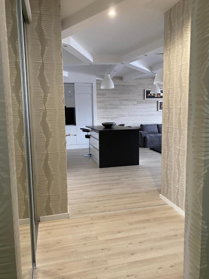 ديبريتْسين Parizsi Udvar I. Apartment المظهر الخارجي الصورة